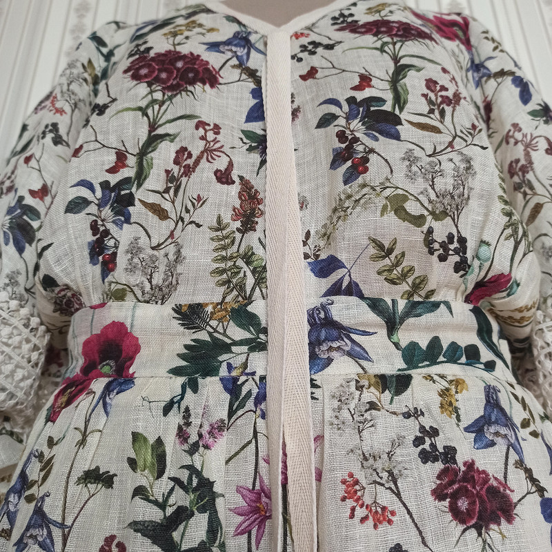Платье из льняной вуали с принтом «Вальс цветов» от MarSel