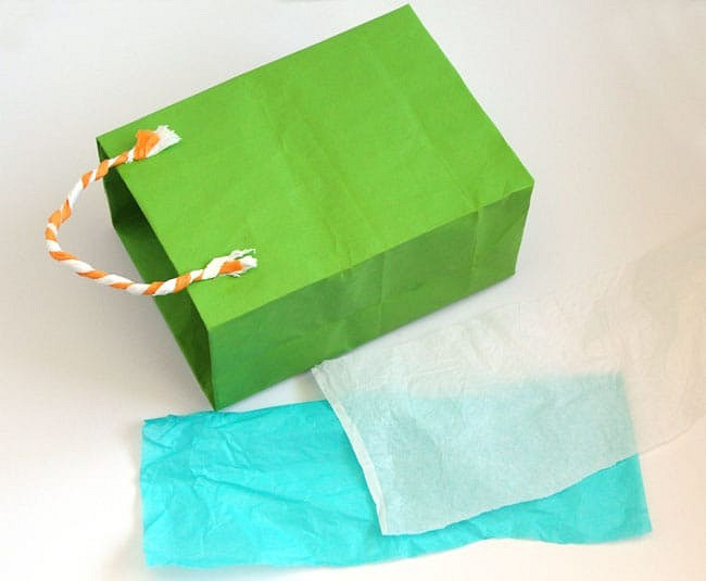 Подробная инструкция по изготовлению подарочных пакетов