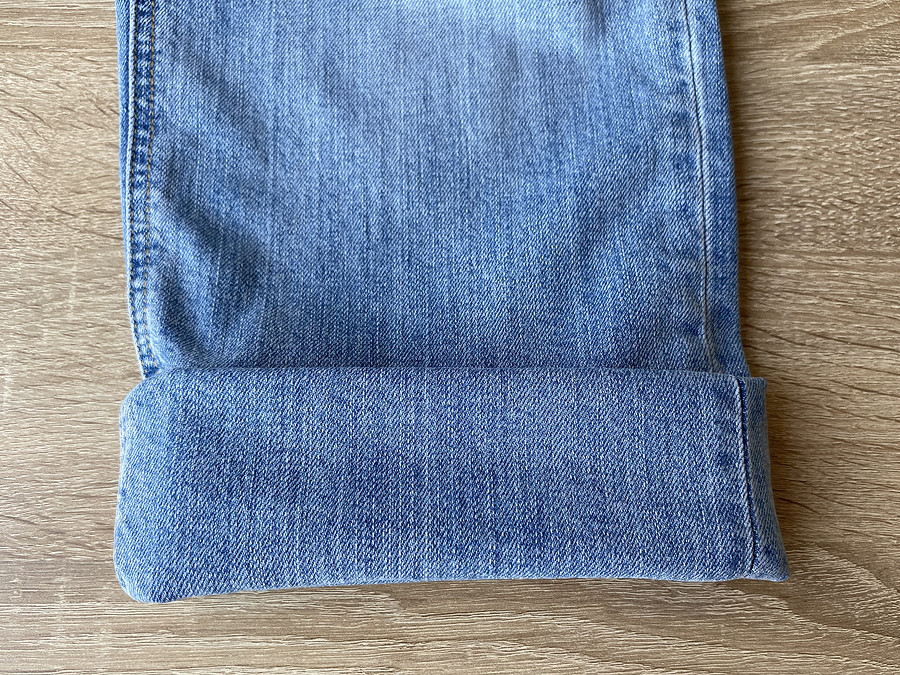 Как подшить джинсы, не обрезая длину брючин: 4 простых способа