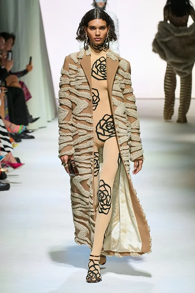 Модное пальто актуальные фасоны женских пальто, фото