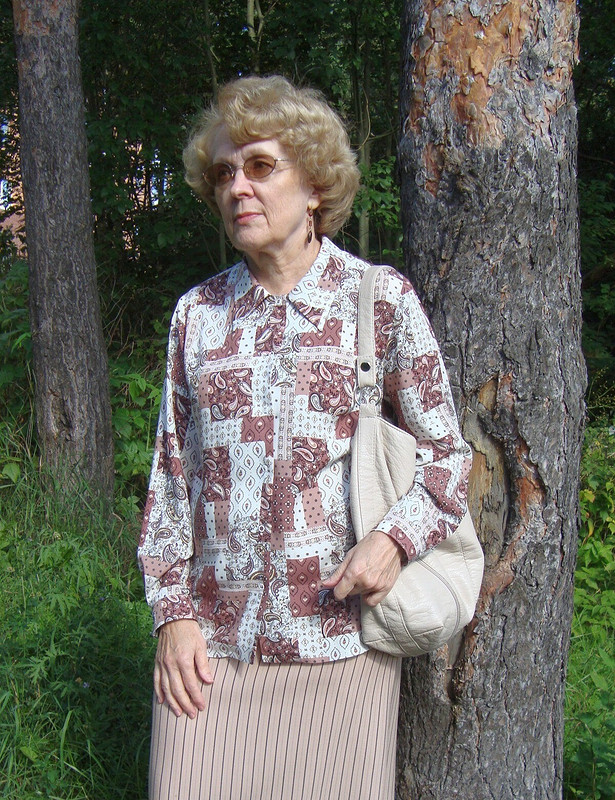 Блузка-рубашка от Valga 52