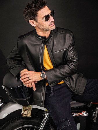 Модель мужской байкерской куртки
