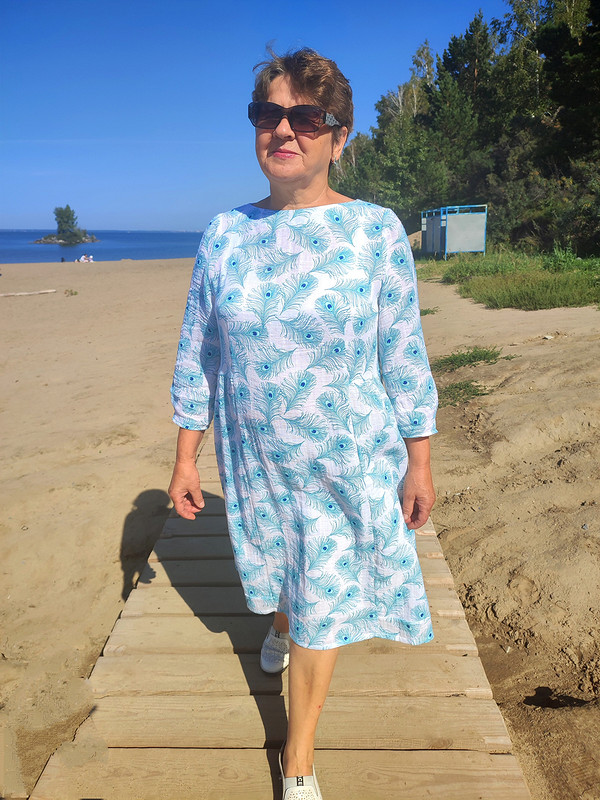 Платье с перышками для мамы от Любаева Светлана
