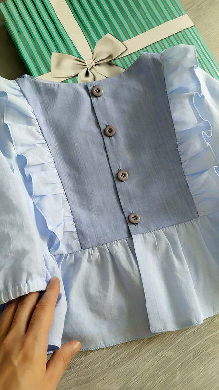 Блузка из батиста с вышивкой от lisonka