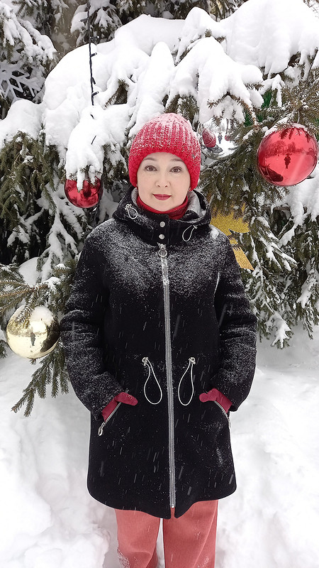 Зимняя парка или «Красная шапочка» в снегу... от Krasavitsa