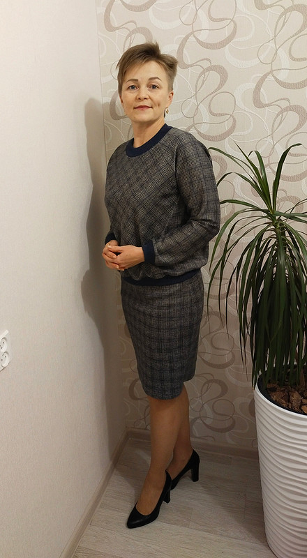 Костюм в клетку: пуловер и юбка от Светлана Перминова