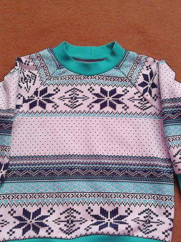 Пуловер для внука из футера