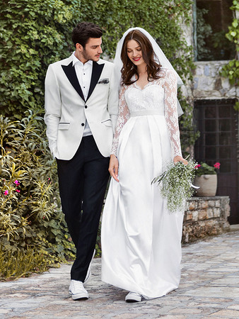 Модель свадебного платья с пышной юбкой