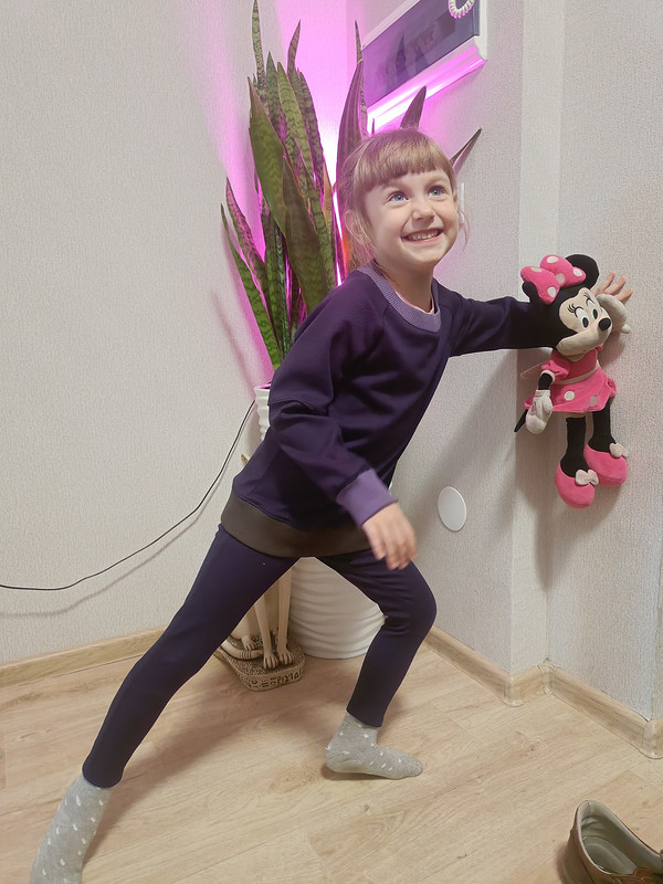 Детский трикотажный костюм: джеггинсы и свитшот от Olga Shipulina