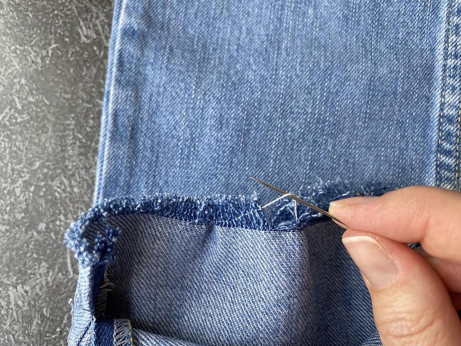 Как сделать бахрому на джинсах своими руками