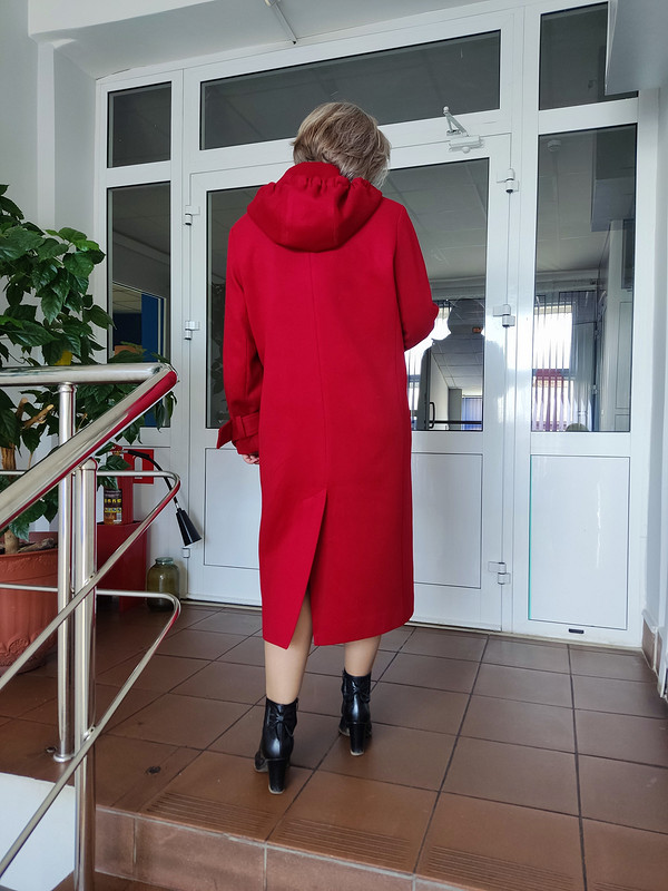 Красное прекрасное Пальто от sharasya