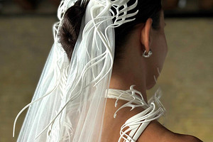 Создано первое свадебное платье, напечатанное на 3D-принтере