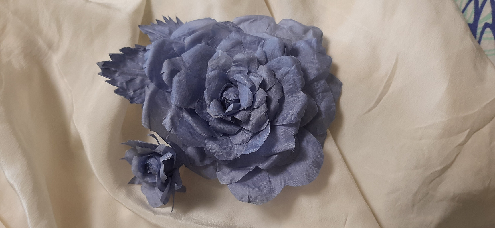 Брошь «Голубая роза» от Kirolga