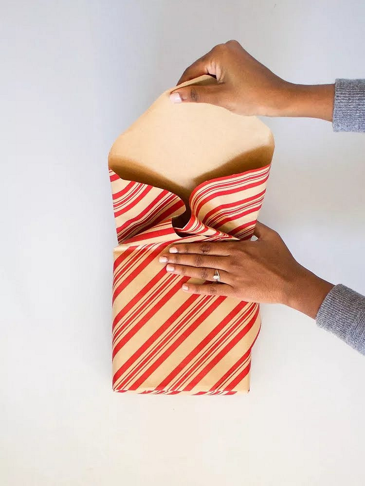 Как упаковать конфеты в подарок быстро и просто: пошаговые мастер-классы + видео