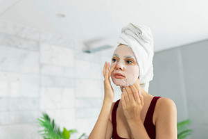 Как использовать тканевую маску для лица и получить максимум пользы