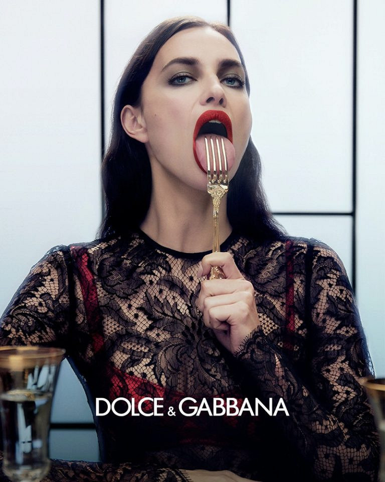 Ирина Шейк стала лицом новой кампании Dolce & Gabbana