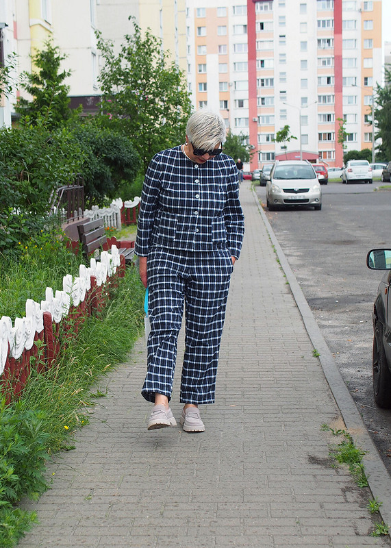 Брюки в «домашнем стиле» от лена калугина