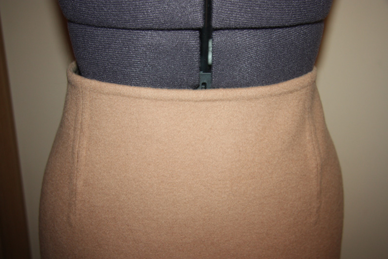 Как сшить юбку из двухслойной ткани по мотивам Max Mara